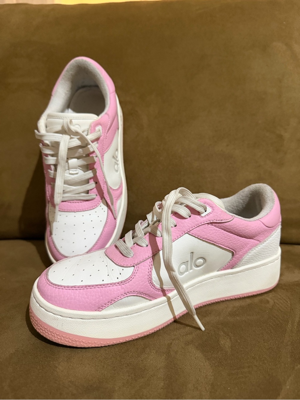 ALO Yoga Pink & White Recovery Mode Sneaker